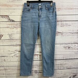 Old Navy denim Rockstar size 2 mid rise boyfriend light wash jeans